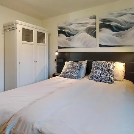 3 Bedroom Lovely In Casa de Férias